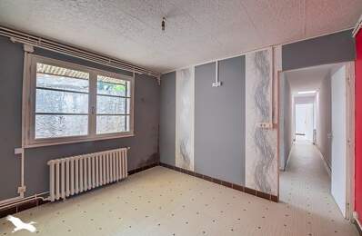 Maison en pierre de 5 pièces principales — photo du bien