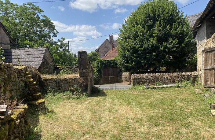 Maison en pierre de 2 pièces principales — photo 2