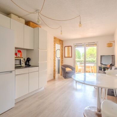 Appartement 3 pièces 208260 €