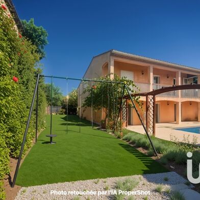 Maison 8 pièces 398000 €