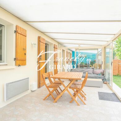 Maison 7 pièces 384000 €