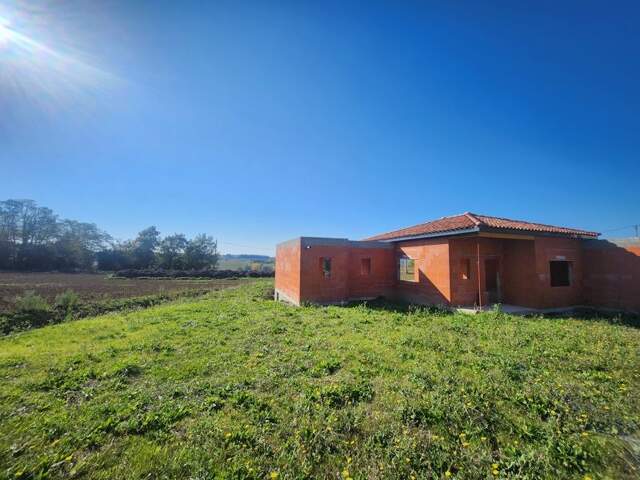 Villa de 4 pièces principales — photo du bien