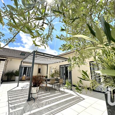 Maison 7 pièces 570000 €