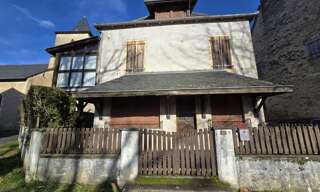 Maison 9 Pièces 214 m² à vendre à Salles-Courbatiès (12260)