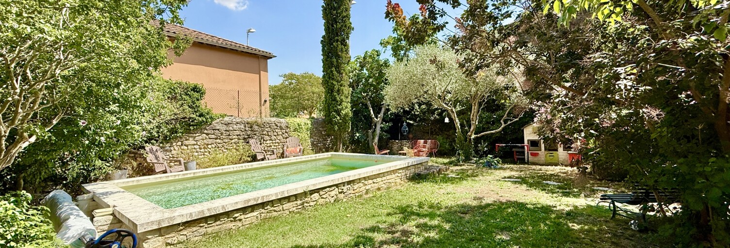 Maison 7 Pièces 220 m² à vendre à Sainte-Cécile-les-Vignes (84290)