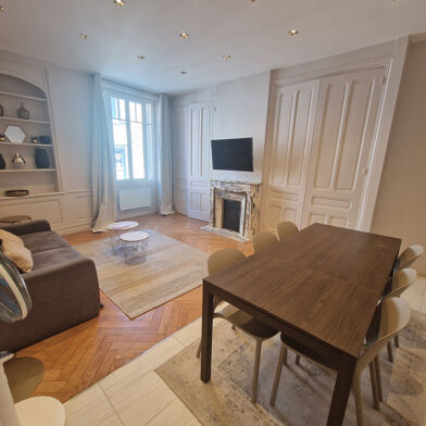 Appartement 3 pièces 1500 €