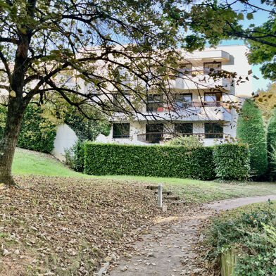 Appartement 6 pièces 599000 €