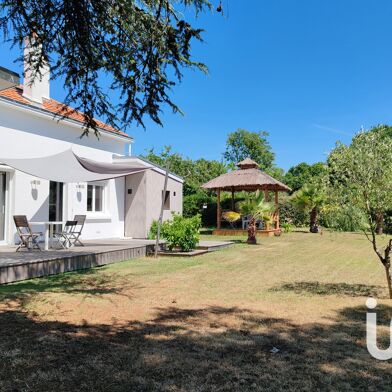 Maison 7 pièces 496000 €