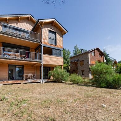 Maison 5 pièces 599999 €