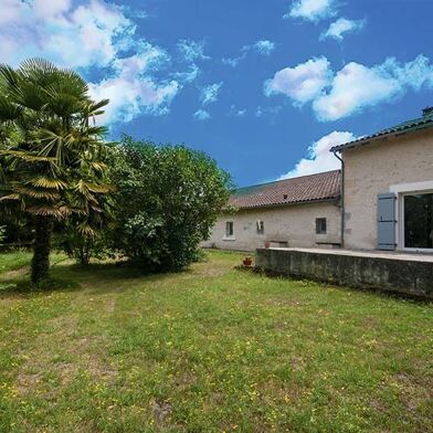 Maison 7 pièces 299000 €