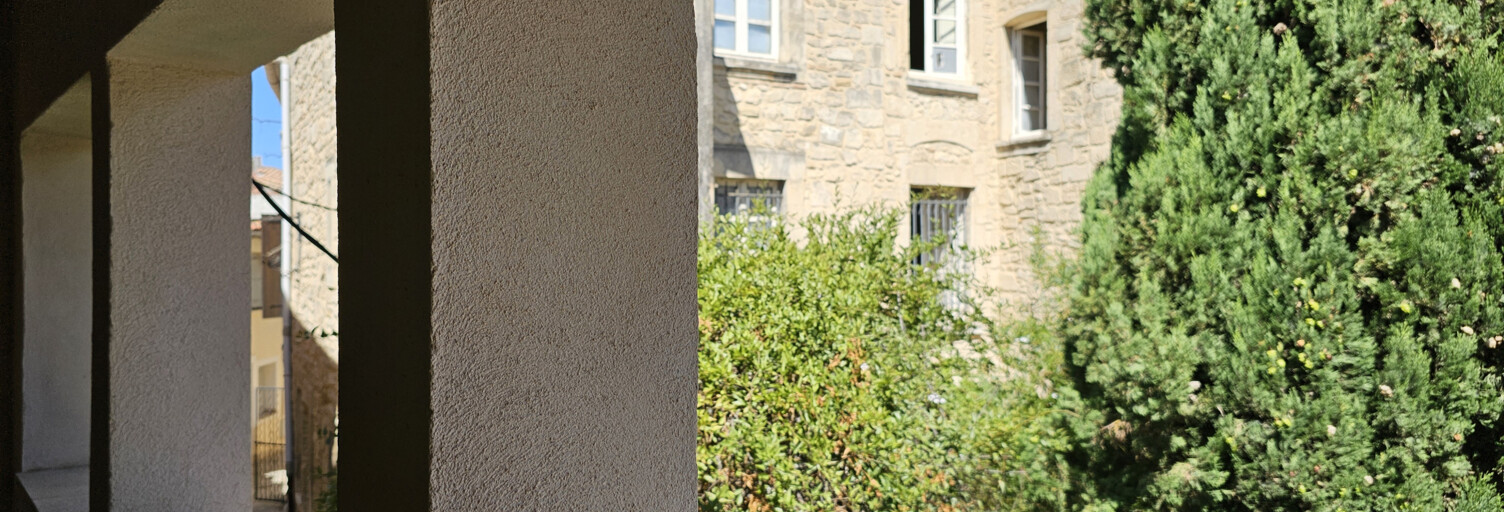 Appartement 1 Pièce 94 m² à vendre à Saint-Gilles (30800)