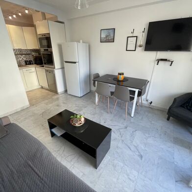 Appartement 2 pièces 241500 €