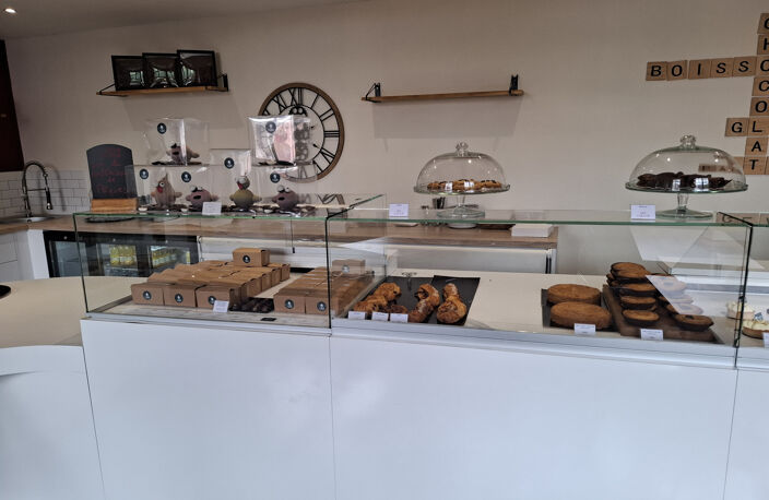 Salon de thé, pâtisserie, glacerie, confiserie — photo 4