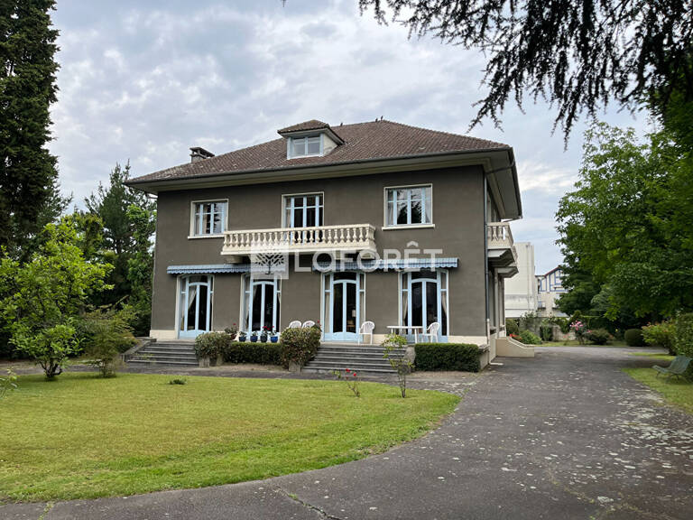 VENTE : maison de 9 pièces (380 m²) à TARBES QUARTIER FOULD — photo 1