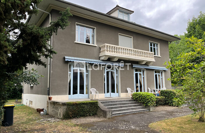 VENTE : maison de 9 pièces (380 m²) à TARBES QUARTIER FOULD — photo 2