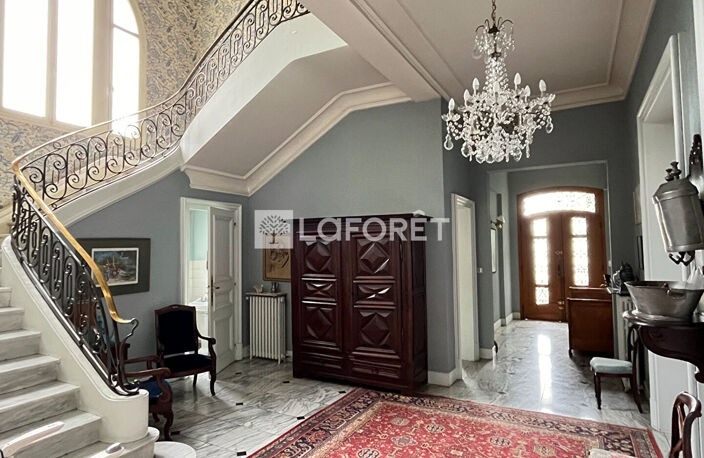 VENTE : maison de 9 pièces (380 m²) à TARBES QUARTIER FOULD — photo 3