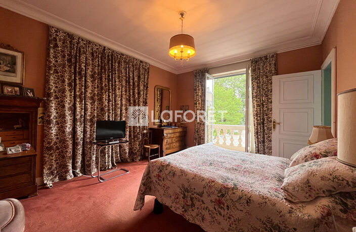 VENTE : maison de 9 pièces (380 m²) à TARBES QUARTIER FOULD — photo 5