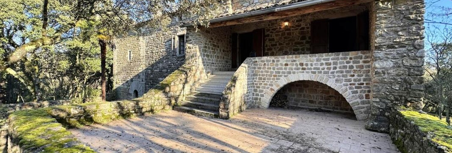 Maison 5 Pièces 220 m² à vendre à Laurac-en-Vivarais (07110)