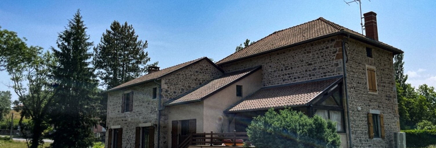 Maison 8 Pièces 259 m² à vendre à Trambly (71520)