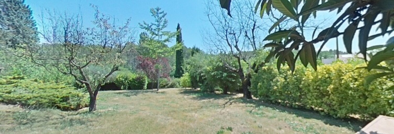 Terrain  900 m² à vendre à Villecroze (83690)