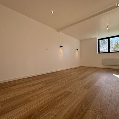 Maison 5 pièces 320000 €