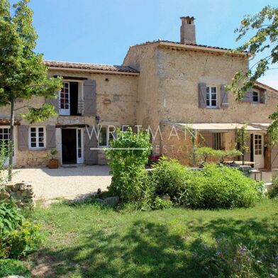 Maison 6 pièces 840000 €