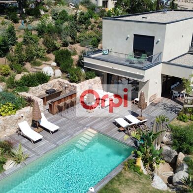 Maison 5 pièces 1298000 €