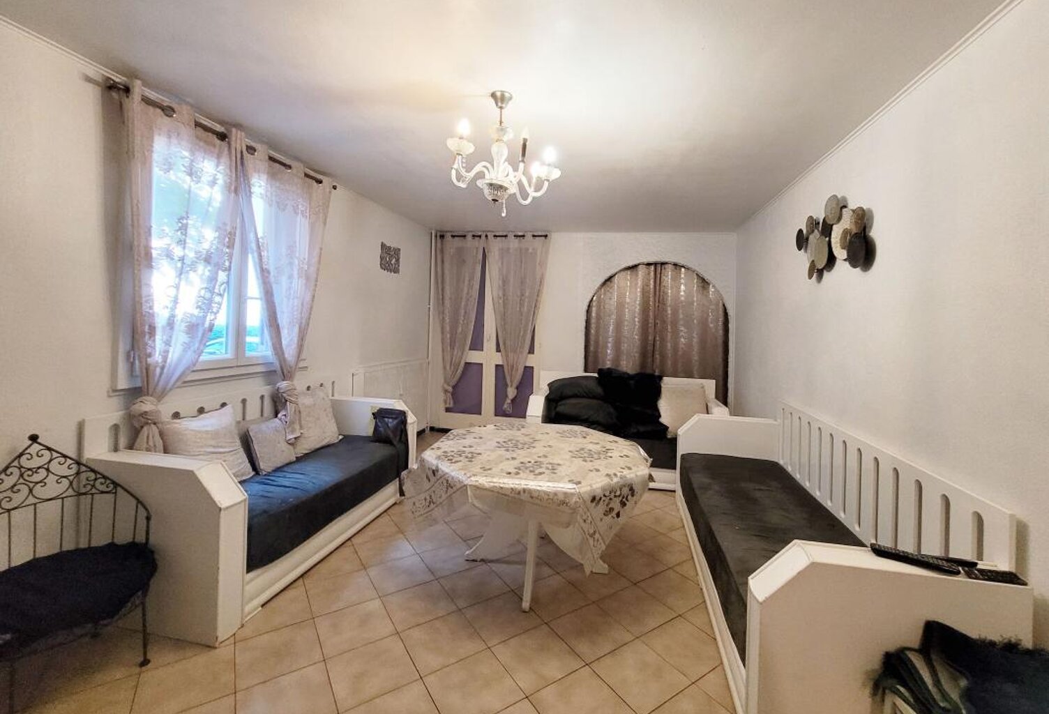 Appartement À Vendre — photo 1