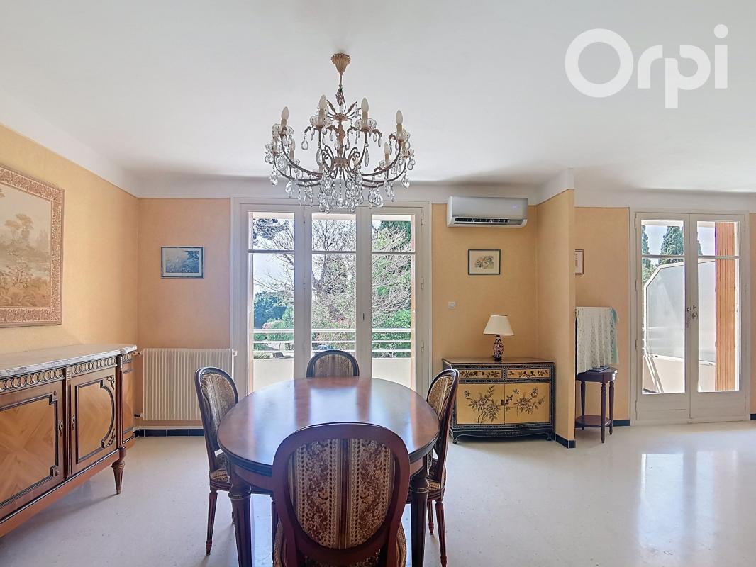 Appartement T4 avec grand balcon - Quartier prisé des 4 Chemins des Routes