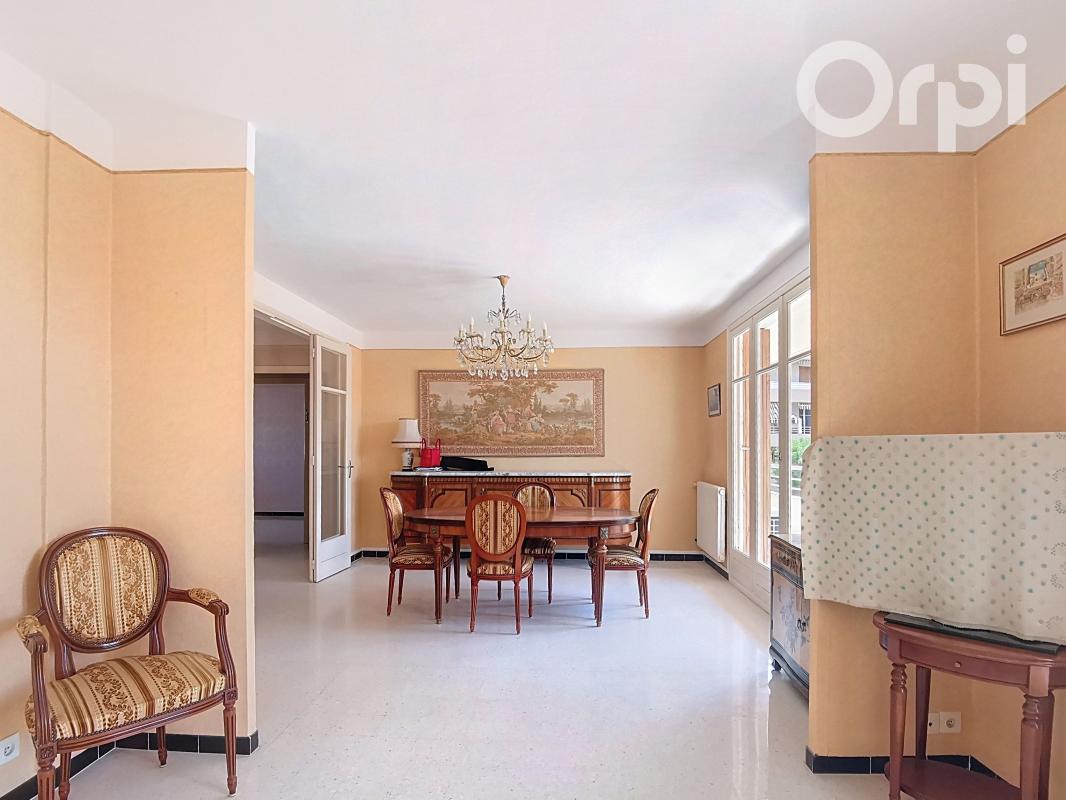 Photo Appartement T4 avec grand balcon - Quartier prisé des 4 Chemins des Routes image 3/4