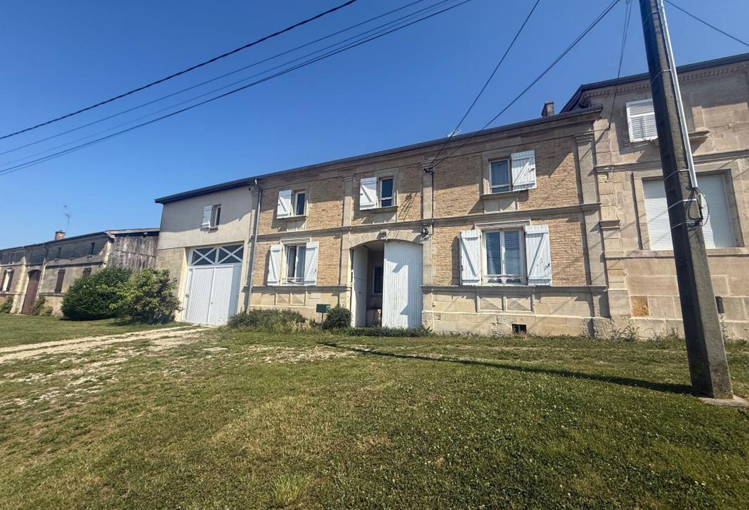 Maison À Vendre — photo 1