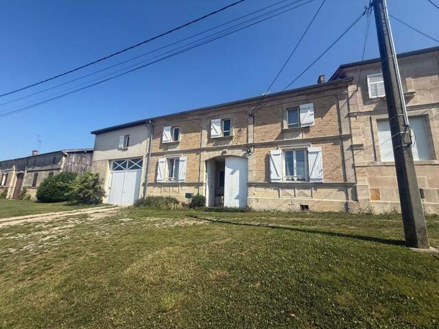 Maison À Vendre — photo du bien