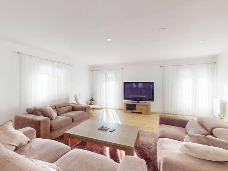 EXCLUSIVITE - MAISON T5 à SAINT-JEAN avec GARAGE/SOUS-SOL, PISCINE, TERRASSE, JARDIN — photo 1