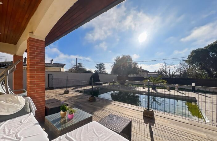 EXCLUSIVITE - MAISON T5 à SAINT-JEAN avec GARAGE/SOUS-SOL, PISCINE, TERRASSE, JARDIN — photo 3