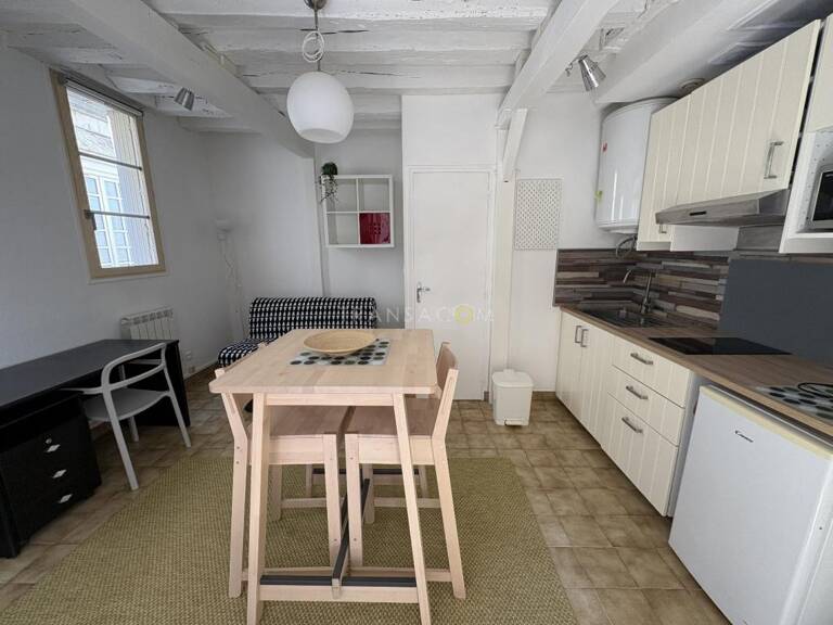 Studio — photo 1