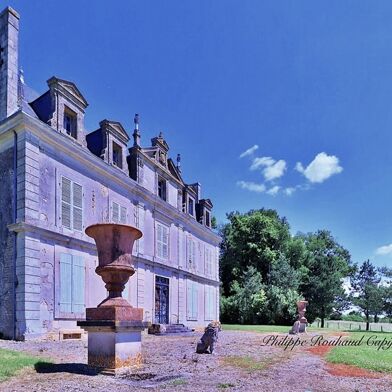 Maison 17 pièces 480000 €