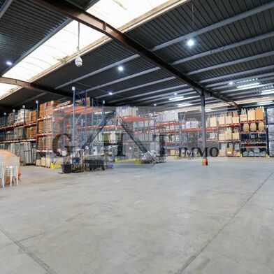 Local industriel  27500 €