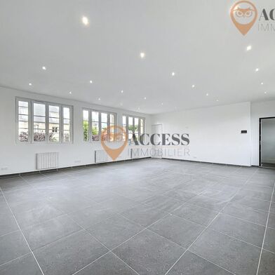 Local industriel  2125 €