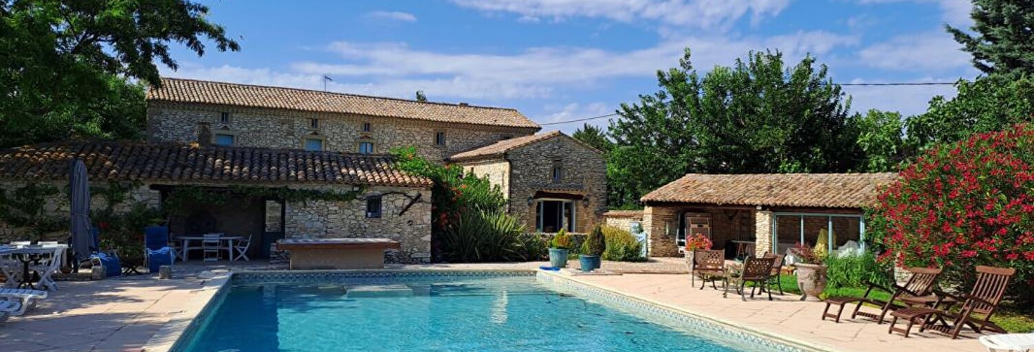 Maison 9 Pièces 331 m² à vendre à Uzès (30700)