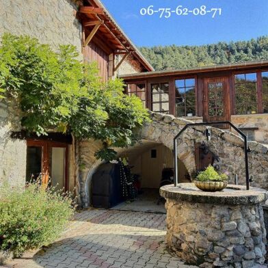 Maison 10 pièces 313000 €