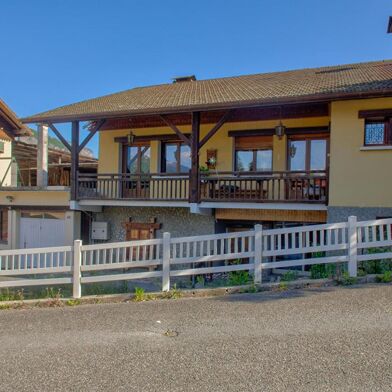 Maison 11 pièces 590000 €