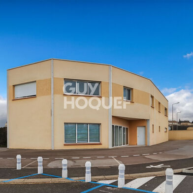 Commerce  1060000 €