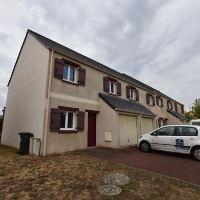 Maison 4 pièces 785 €