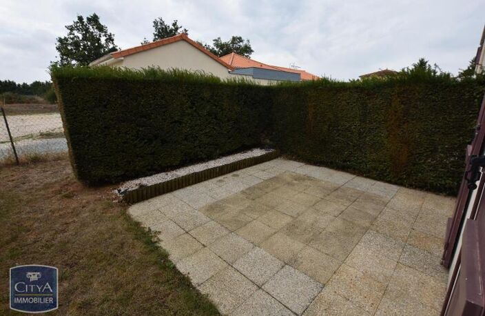 Location maison 4 pièces 82 m² à Chemillé-en-Anjou (49120) — photo 5
