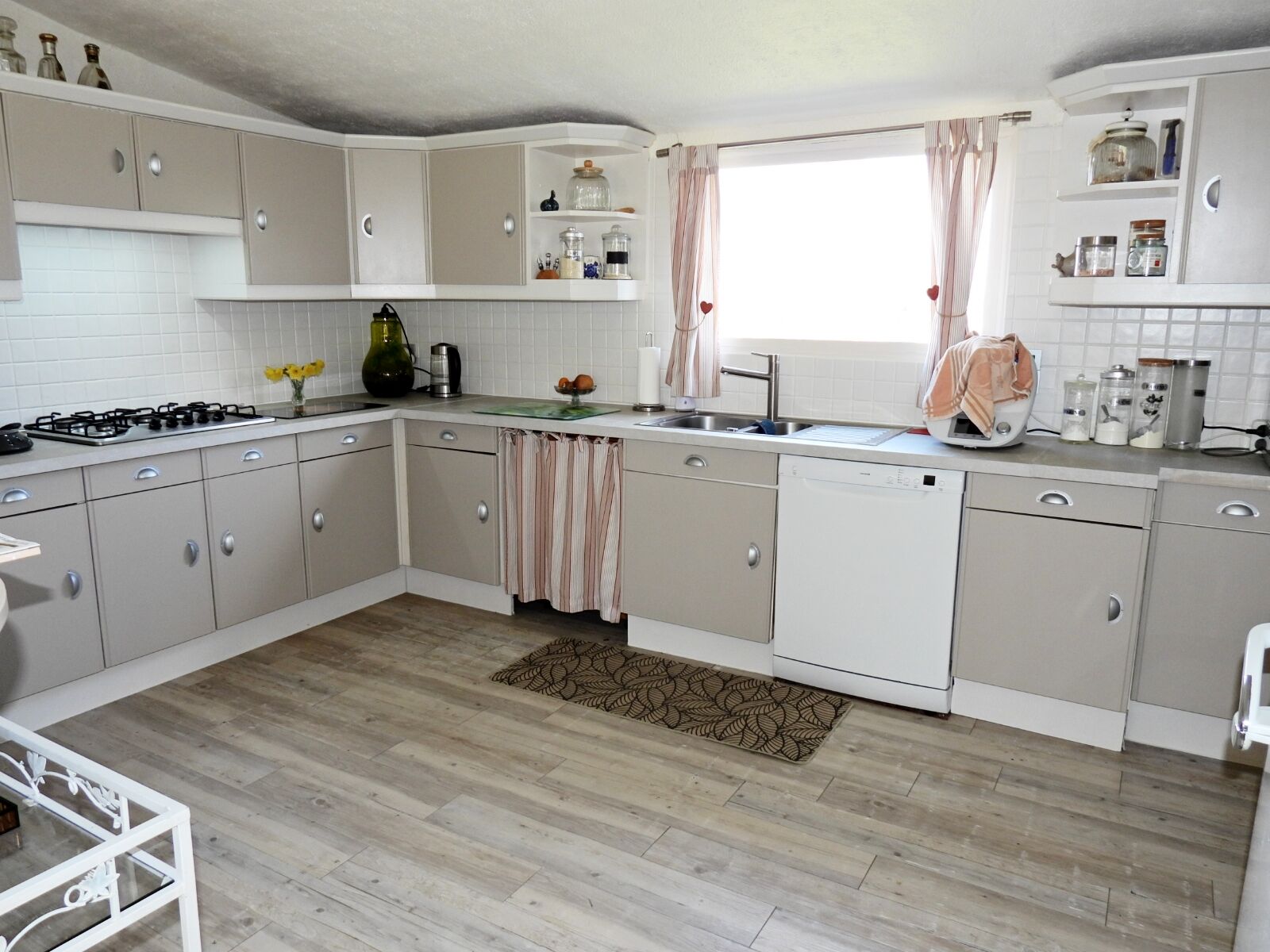 Photo Entre fecamp et etretat longere briques et silex  image 4/4