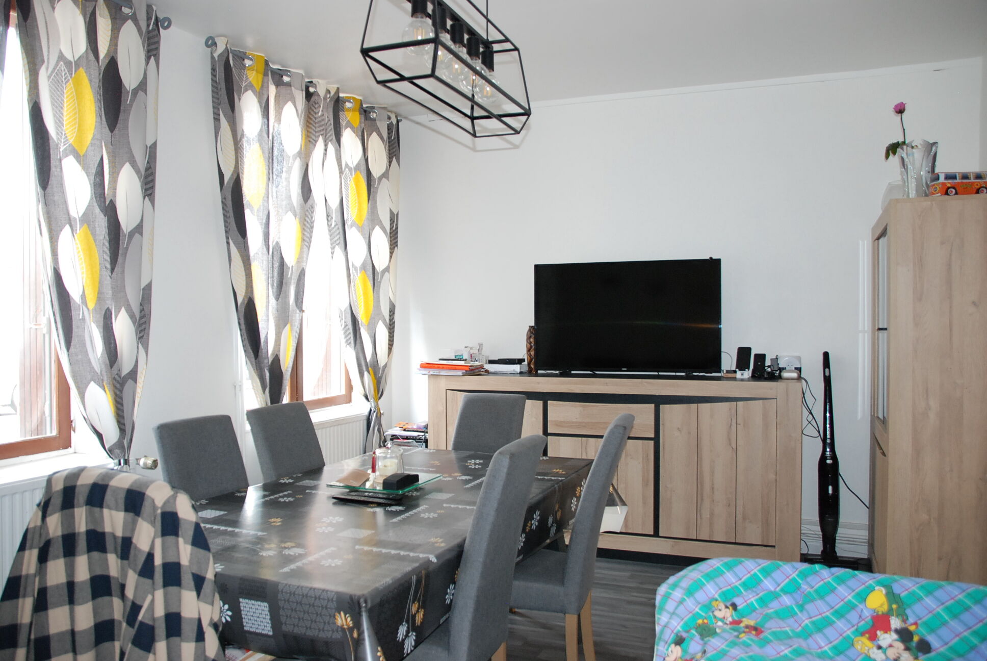 Fecamp : maison en bon etat grande surface habitable avec cour expose plein sud 