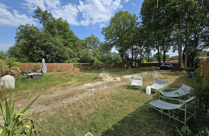 Terrain à bâtir - 956m² - Arsac — photo 2
