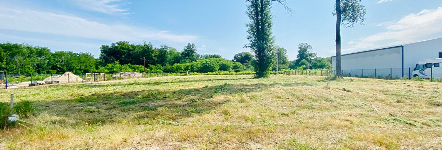 Local industriel  2850 m² à vendre à Lesparre-Médoc (33340)