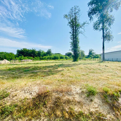 Local industriel  145000 €