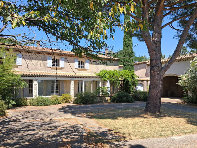 MONTBOUCHER SUR JABRON - 26740 - Propriété T7 - 230 m2 - 6 c — photo du bien